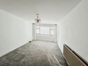 Lounge- click for photo gallery